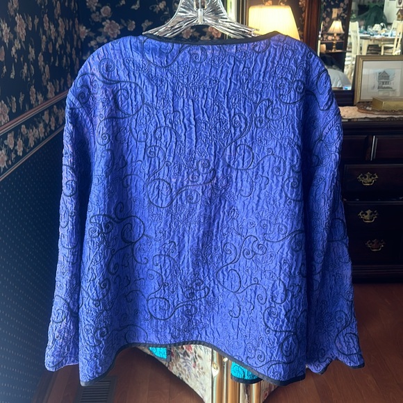 Ladies reversible embroidered jacket XXL - Picture 4 of 8